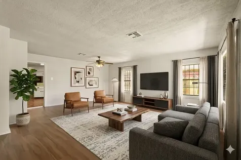 2315 Leffingwell Street Houston TX 77026