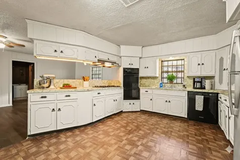 2315 Leffingwell Street Houston TX 77026