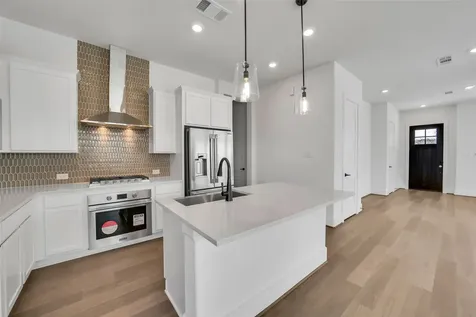 3211 Royal Oaks Hollow Lane Houston TX 77082