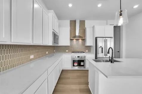 3211 Royal Oaks Hollow Lane Houston TX 77082