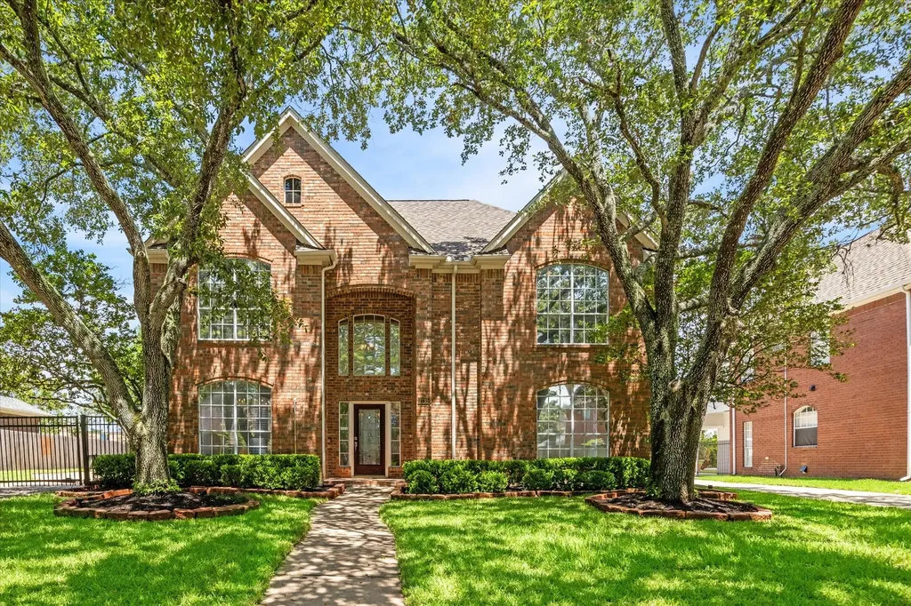 2715 Oakland Drive Sugar Land TX 77479