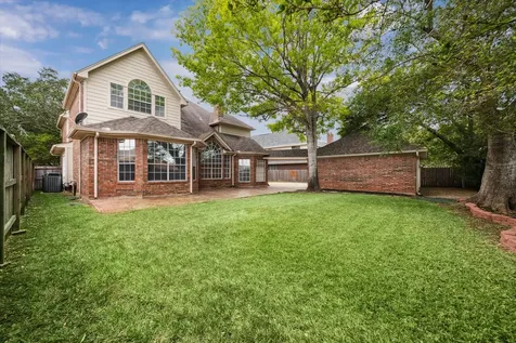 2715 Oakland Drive Sugar Land TX 77479