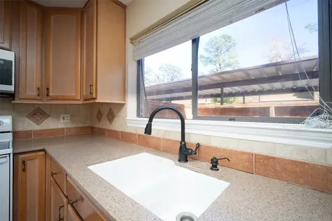 11711 Memorial Drive 621 Houston TX 77024