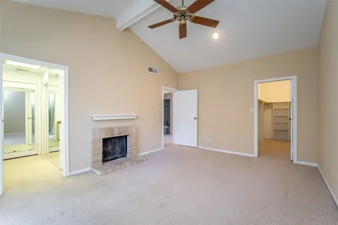 11711 Memorial Drive 621 Houston TX 77024