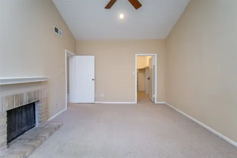 11711 Memorial Drive 621 Houston TX 77024