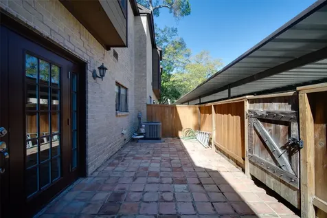 11711 Memorial Drive 621 Houston TX 77024