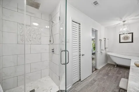 2555 Bering Drive 1 Houston TX 77057