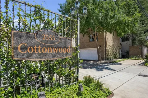 2555 Bering Drive 1 Houston TX 77057