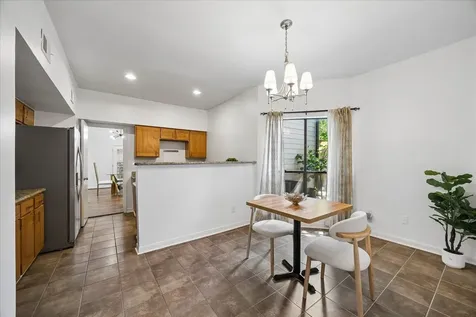 2555 Bering Drive 1 Houston TX 77057