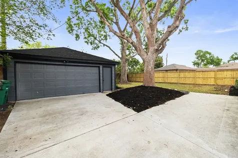 5934 Dumfries Drive Houston TX 77096