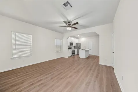 710 W Dallas Street Conroe TX 77301