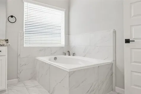 11909 Primrose Creek Trail Houston TX 77051