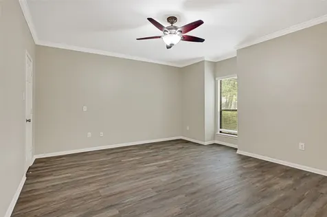 1100 Augusta Drive 79 Houston TX 77057