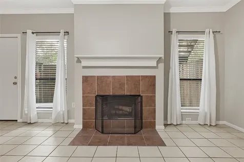 1100 Augusta Drive 79 Houston TX 77057