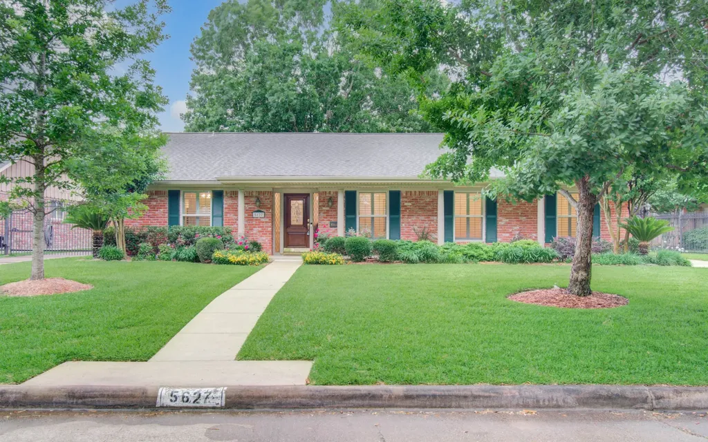 5627 Sylmar Road Houston TX 77081