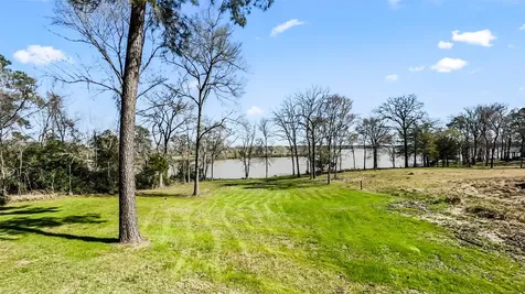 375 Lonesome Dove Trail Trinity TX 75862