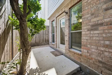 2915 Jackson Street Houston TX 77004