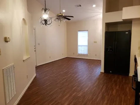 822 Tangle Oaks Drive Bellville TX 77418