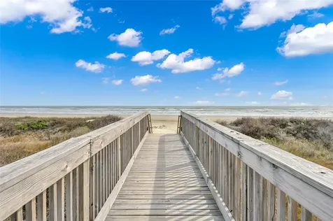 26421 Cat Tail Drive 203 Galveston TX 77554