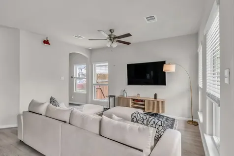 5107 Itiel Street Houston TX 77048