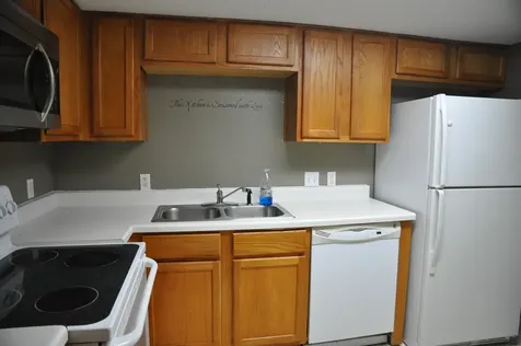 3754 Tanglewilde Street C16 Houston TX 77063