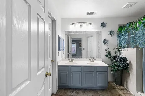 1823 Tomlinson Trail Drive Houston TX 77067