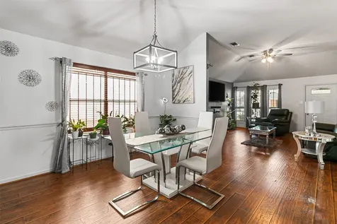 1823 Tomlinson Trail Drive Houston TX 77067