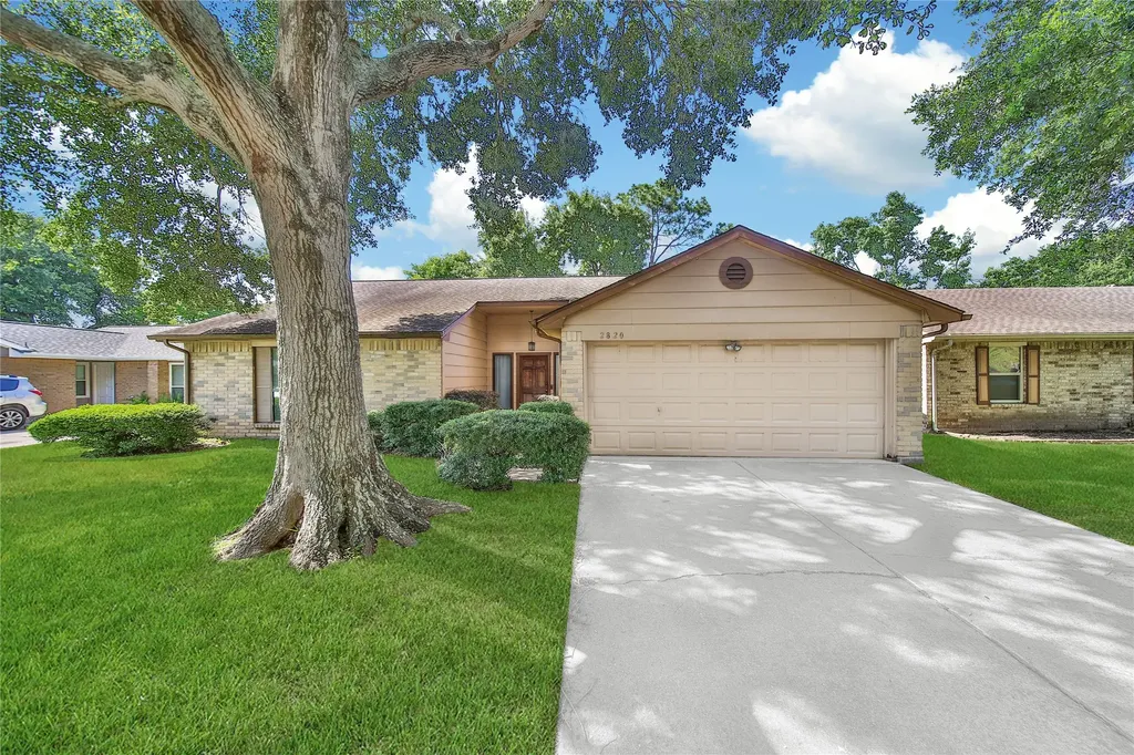 2820 Sugar Wood Drive League City TX 77573