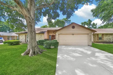 2820 Sugar Wood Drive League City TX 77573