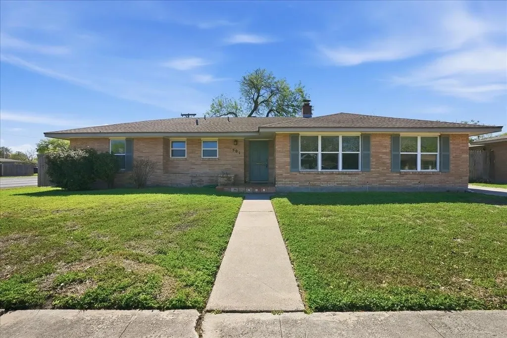 501 Dolphin Place Corpus Christi TX 78411