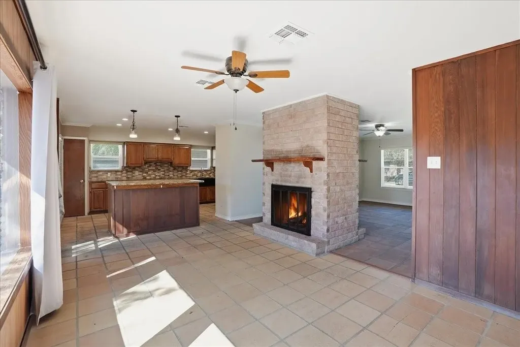 501 Dolphin Place Corpus Christi TX 78411