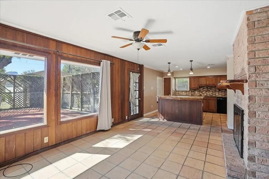501 Dolphin Place Corpus Christi TX 78411