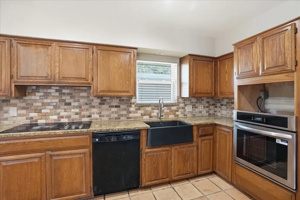 501 Dolphin Place Corpus Christi TX 78411