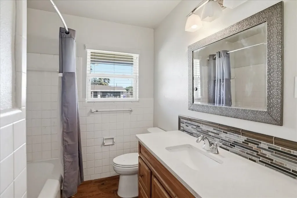 501 Dolphin Place Corpus Christi TX 78411