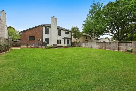 2018 Old Dixie Drive Richmond TX 77406