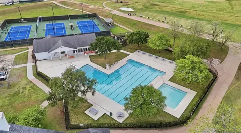 2018 Old Dixie Drive Richmond TX 77406