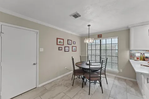 2018 Old Dixie Drive Richmond TX 77406