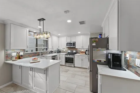 2018 Old Dixie Drive Richmond TX 77406