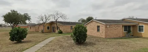 1220 N 17th Street Kingsville TX 78363