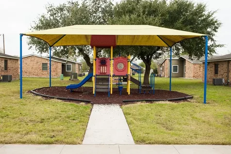 1220 N 17th Street Kingsville TX 78363