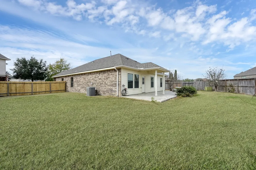 23302 E Pine Ivy Lane Tomball TX 77375