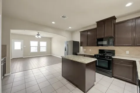 23302 E Pine Ivy Lane Tomball TX 77375