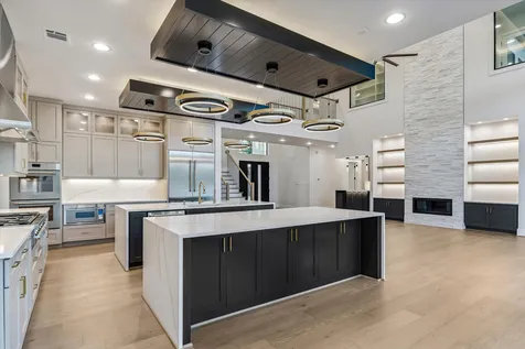 302 Piedmont Street Sugar Land TX 77478
