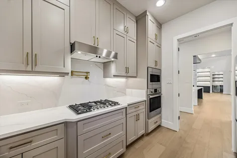 302 Piedmont Street Sugar Land TX 77478