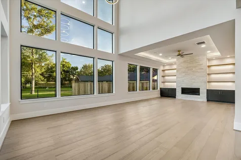 302 Piedmont Street Sugar Land TX 77478