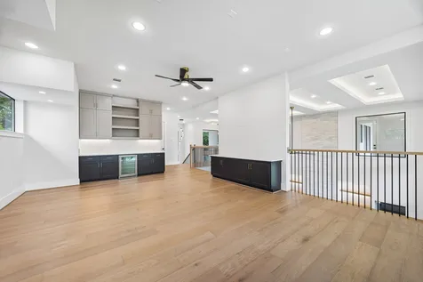 302 Piedmont Street Sugar Land TX 77478