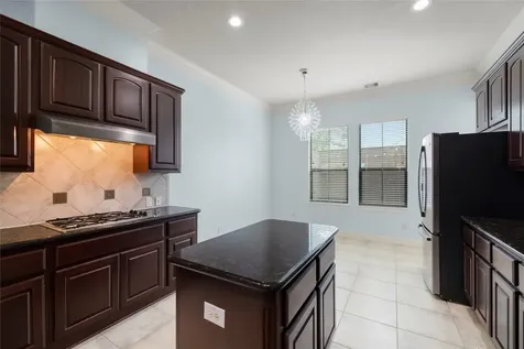3019 Royal Oaks Grove Houston TX 77082