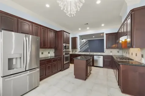 3019 Royal Oaks Grove Houston TX 77082