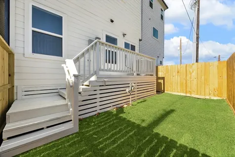 5626 Camino Encantado Drive Houston TX 77091