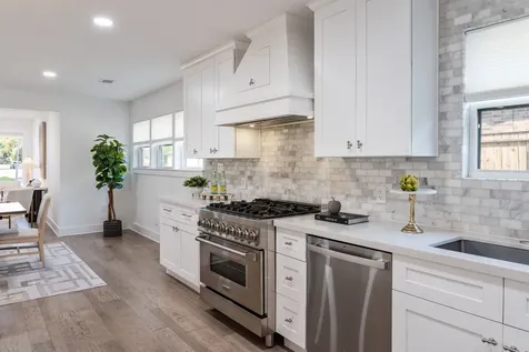 2501 Briarhurst Drive Houston TX 77057